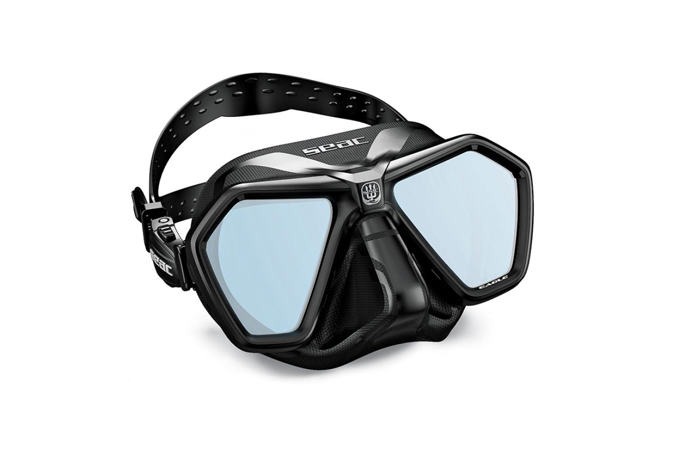 ScubaLab Reviews 26 New Dive Masks | Scuba Diving