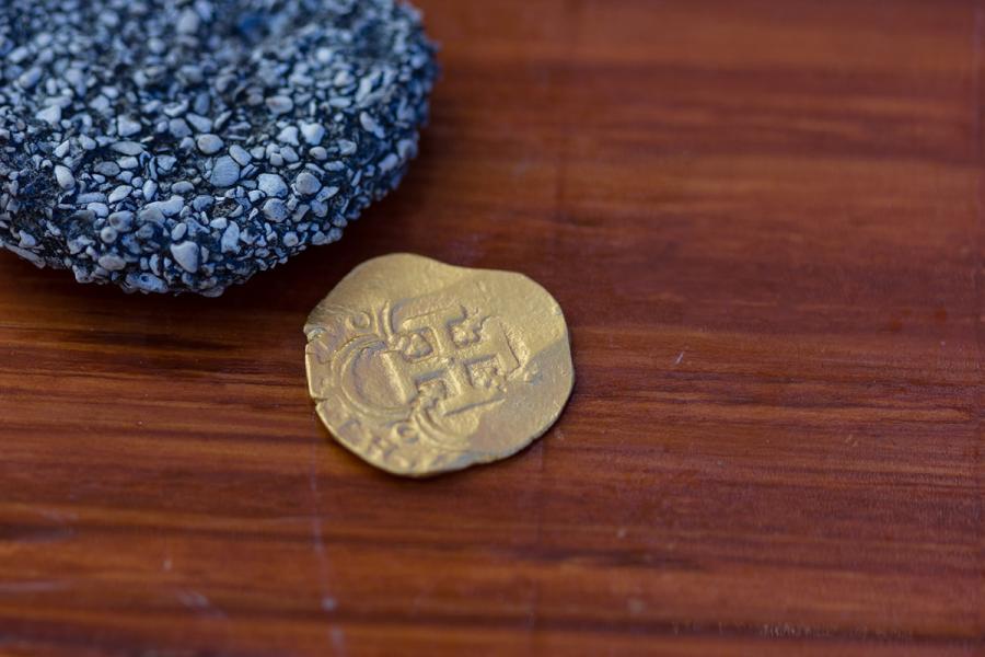 Diver Finds Gold Coin Worth 98 000 on Wreck Off Key West