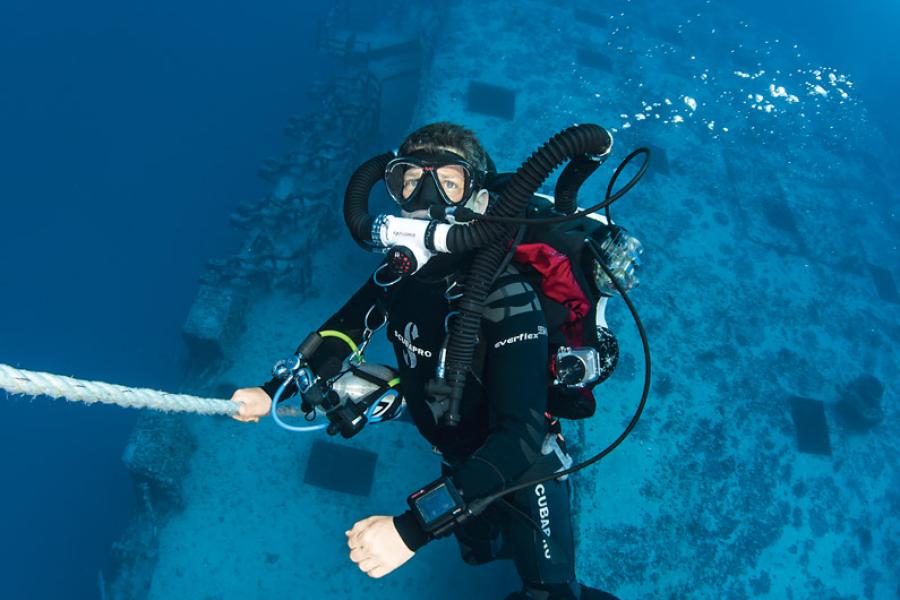 Dive Hacks: Tips for Wreck Diving