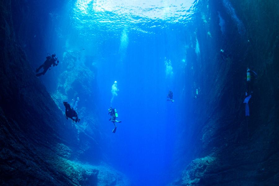 Fathom Five Divers, Kauai, Hawaii | Scuba Diving